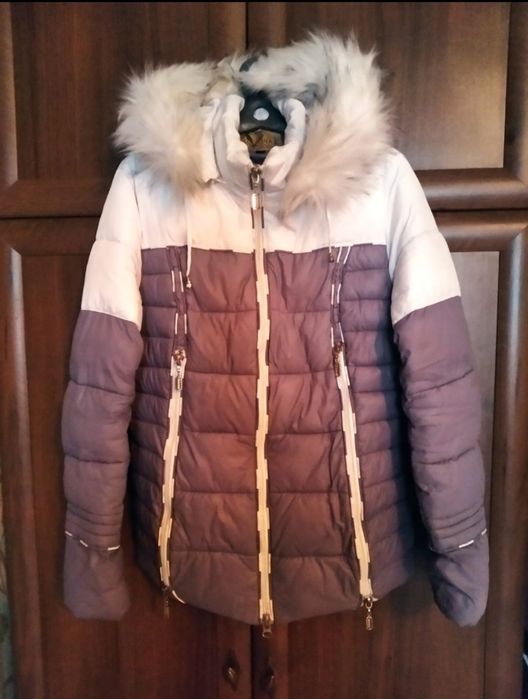 Продам куртку р.48-50