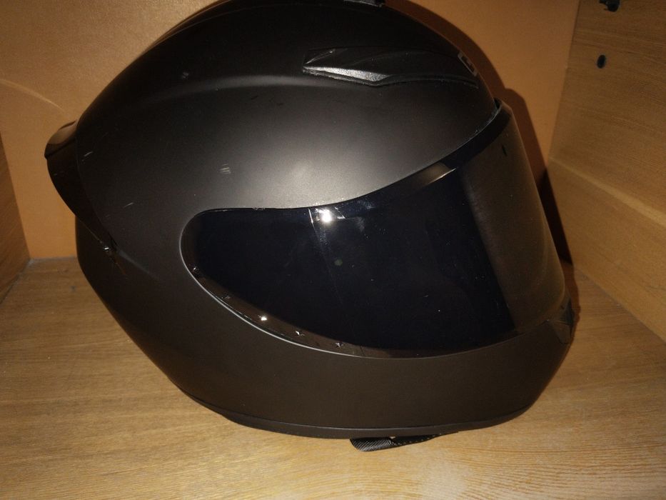 Шлем на мотоцикл