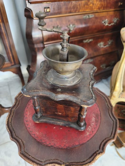 Râșniță cafea vintage