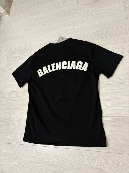 Tricou Balenciaga