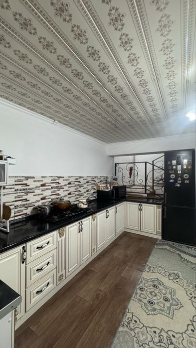 Үй сатылады! Сатылымда кең әрі жайлы үй!