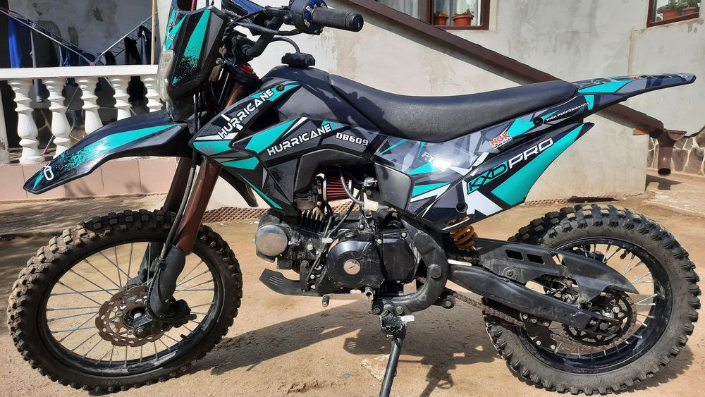 Cross KXD 125cc.