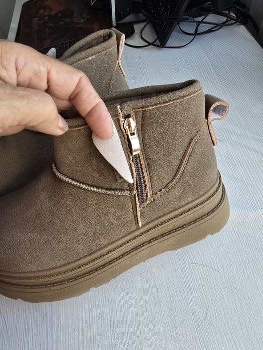 Продам  угги.Коричневого цвета.