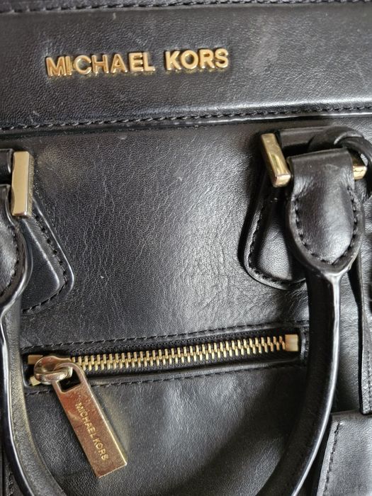 Чанта Michael Kors - естествена кожа