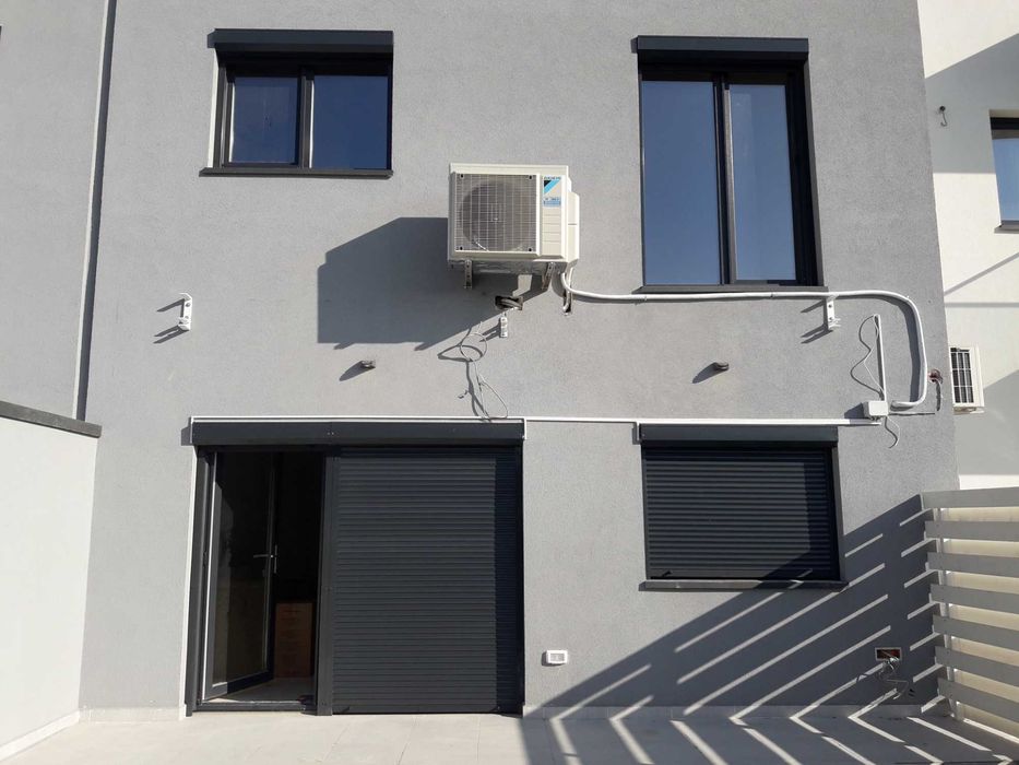 Rulouri exterioare , etc