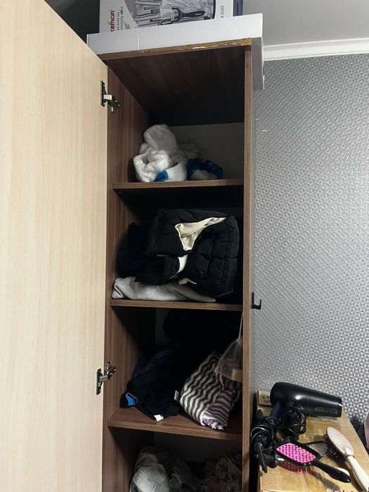 Продам шкаф угловой