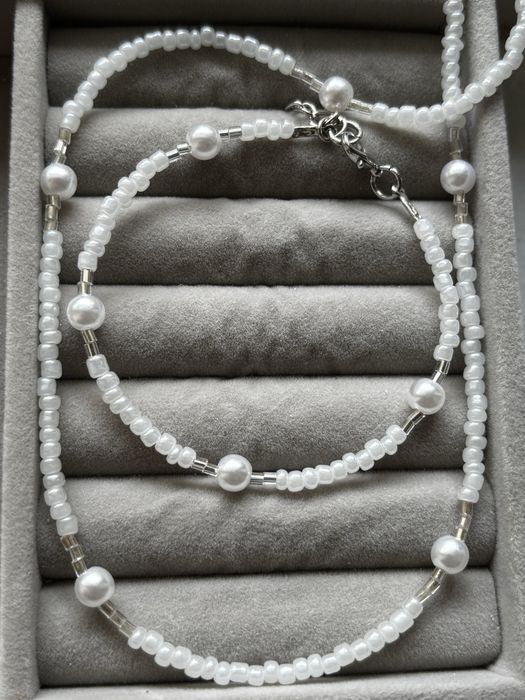 Гердани от естествени камъни и стъклени мъниста