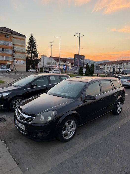 Opel Astra H 1.9CDTI 150 CP An 2008