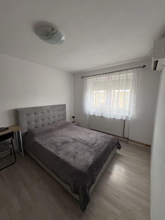 Vand garsoniera decomandata