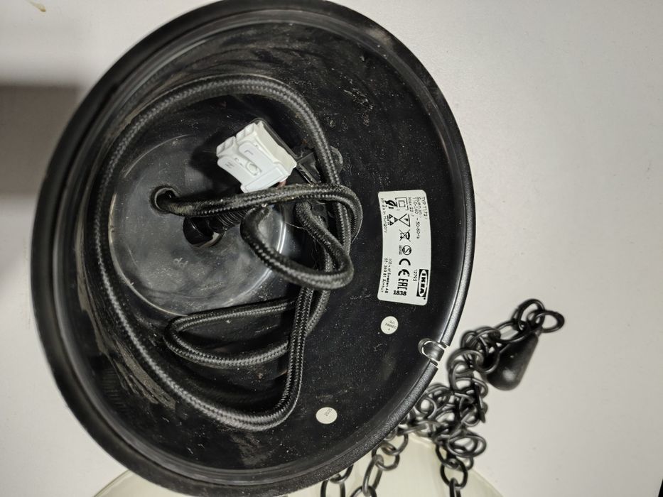 Vând lustră/candelabru/suspensie un bec