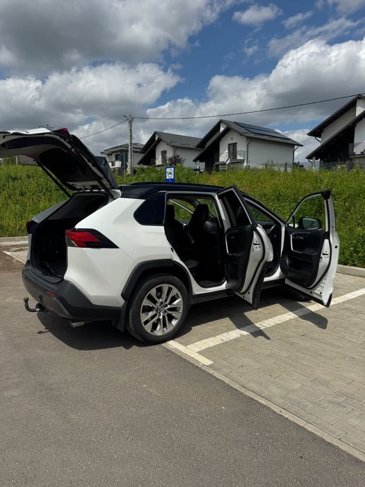 TOYOTA RAV4 2021 — imagine 5