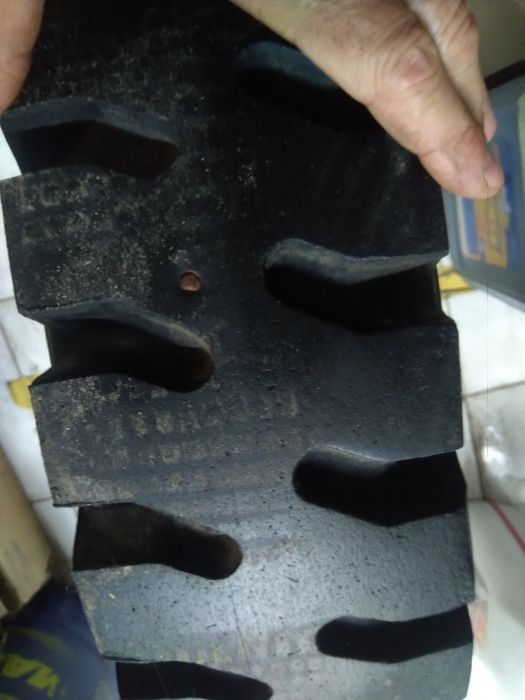 Шины на погрузчик 6,00- 13