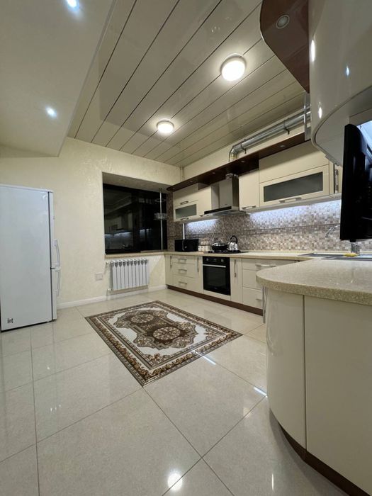 Аренда Улица Навои Ташкент сити Белый дом