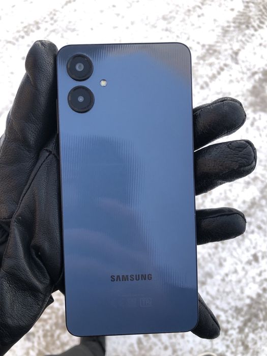 Продам Самсунг Галакси А06 64гб