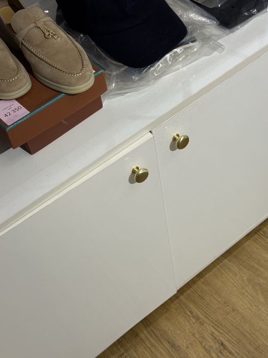 Стеллаж с полками