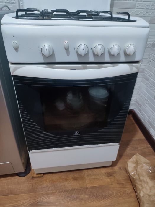 Продам газ плиту срочно 20 тон