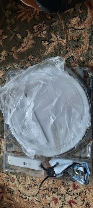 Продам пылесос робот