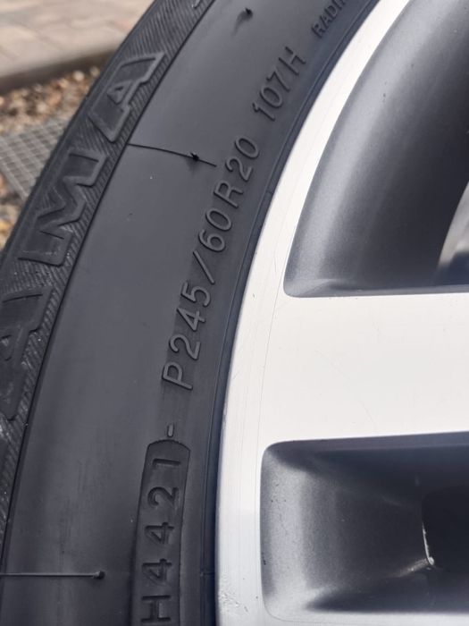 Диски в сборе с шинами R20