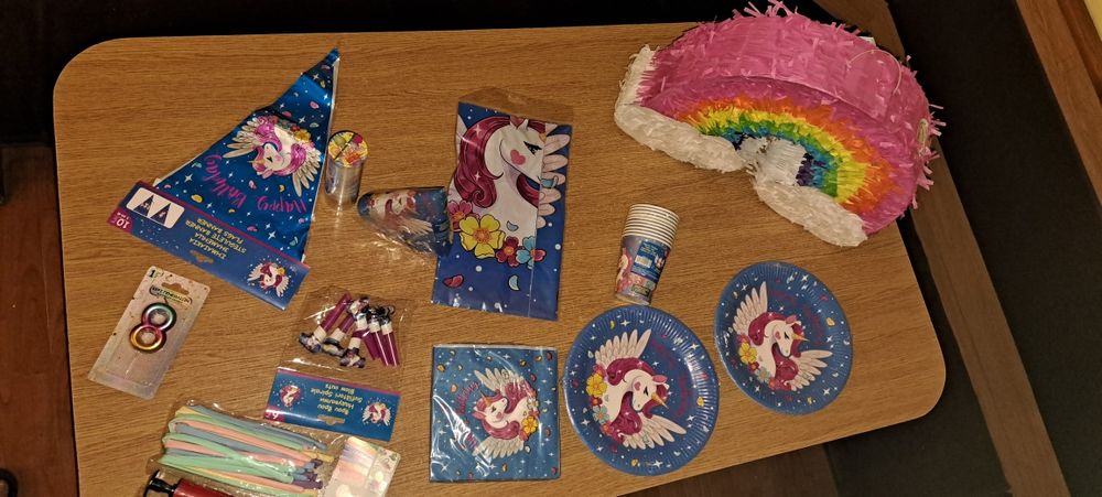 Рожден ден кончето еднорог