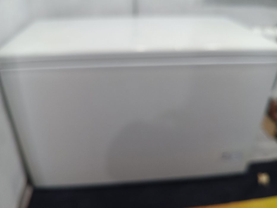 Продам морозильник