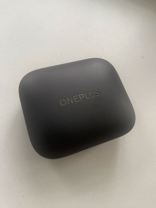 Продам наушники ONE PLUS