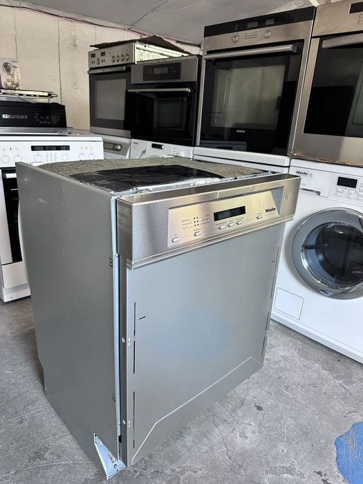 Съдомиялна +гаранция 1 година. MIELE 60 см, за вграждане . Безплатна доставка за София