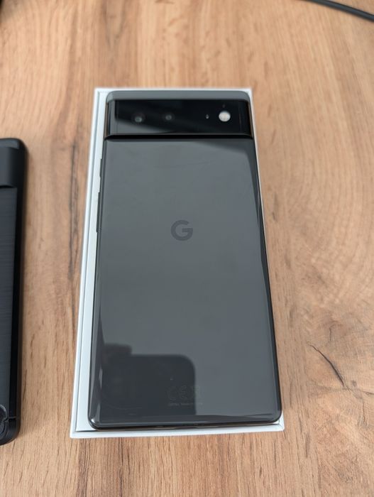 Vând Google Pixel 6, 128GB– stare impecabila