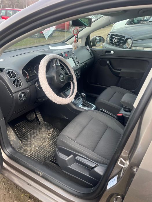 Masina de vanzare cu cutie automata