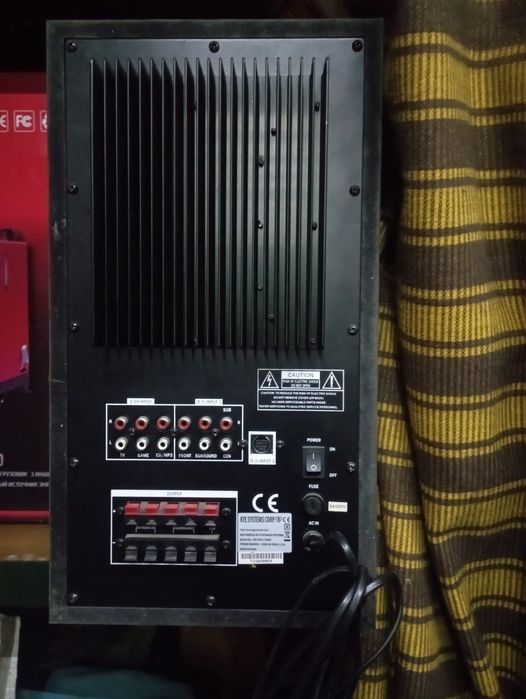 Продам домашний кинотеатр 5.1