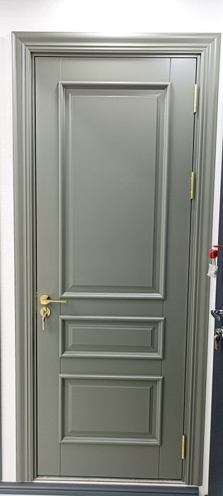 Покраска между комнатные двери