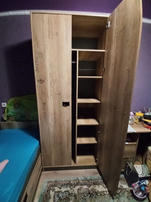 Продам детский спальный гарнитур