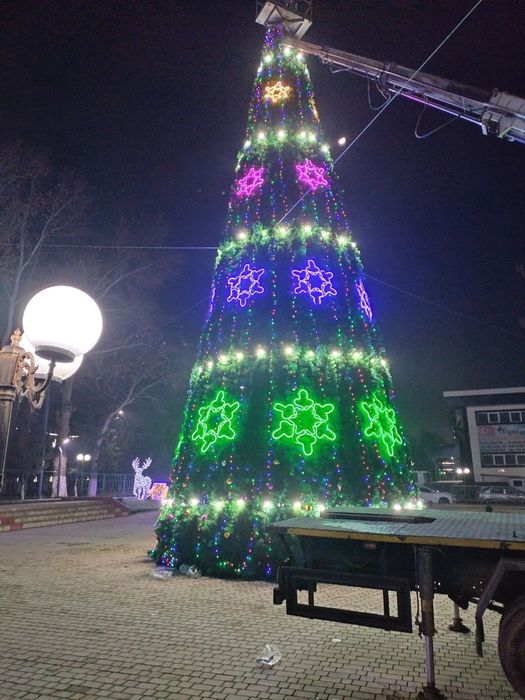 Новогодняя Ёлка 5м.10м.15м,20м, 25м Гигант. Янги йил арчаси