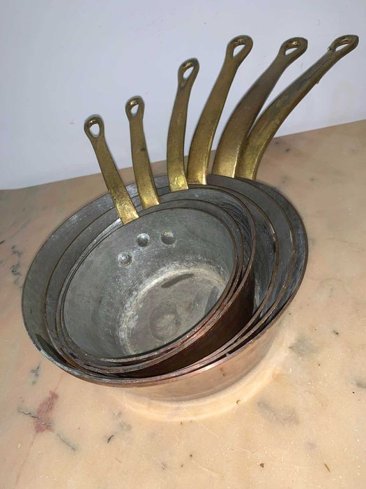 Oale din cupru si maner din bronz