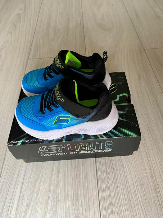 Skechers mărimea 24