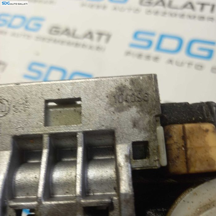 Macara Electrica pentru Geam Usa de la Portiera Dreapta Spate Mercedes Clasa C Class W203 2001 - 2007 Cod 104096 [2145]