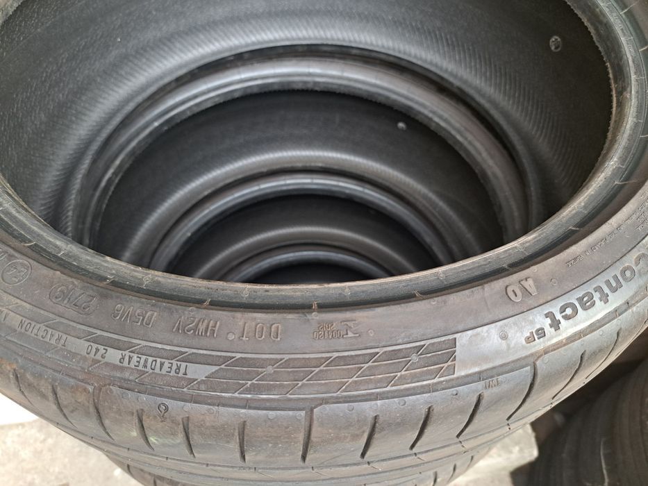 2 anvelope 235/35 R19 Continental
