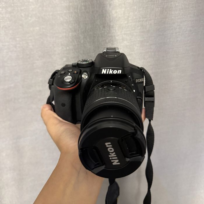 Продам фотоаппарат Nikon D5300