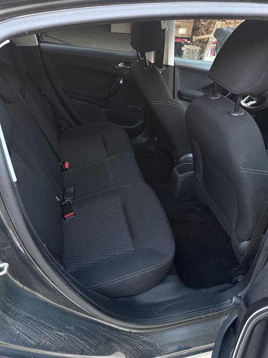 Peugeot 208 1.6 hdi euro 6