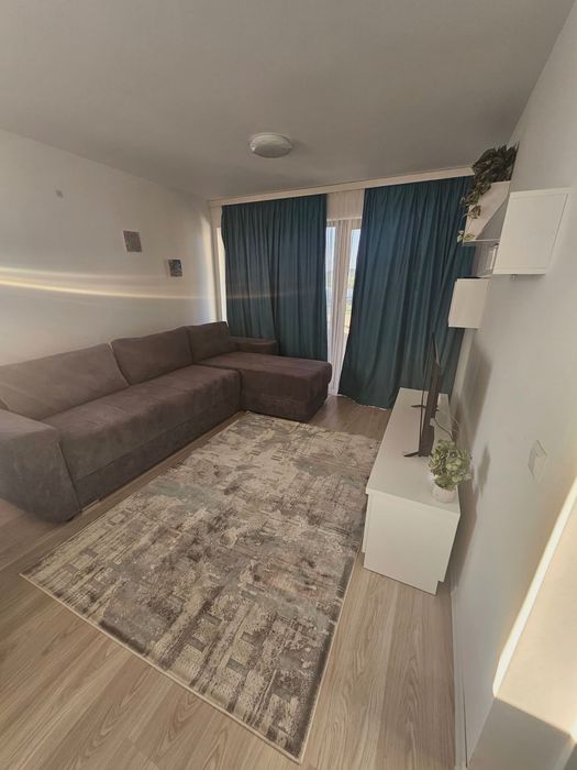 Închiriez apartament 2 camere