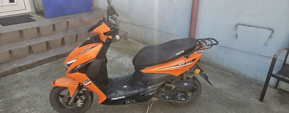 Scuter Daytona fara permis limitat la 25km/h