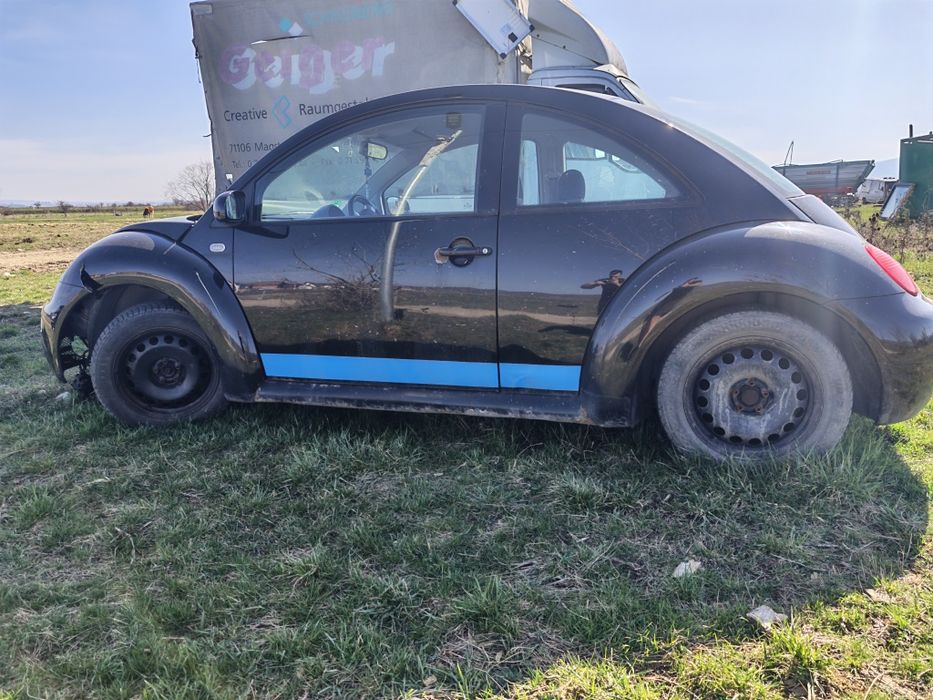 Vând sau dezmembrez Vw new beetle