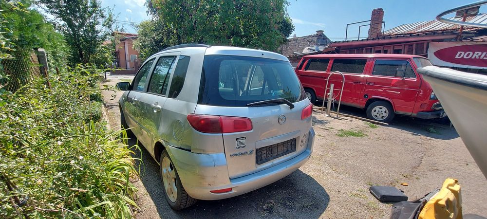 Mazda 2 на части