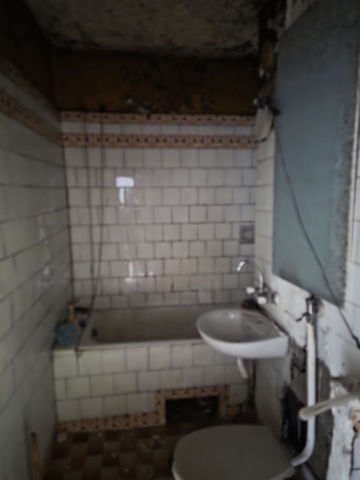 Дава се под наем Тристаен апартамент в София, Надежда 1 - 88 кв.м за 357 € - Снимка #1