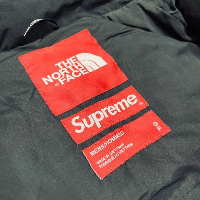 Яке - Supreme The North Face Statue of Liberty Baltoro Jacket