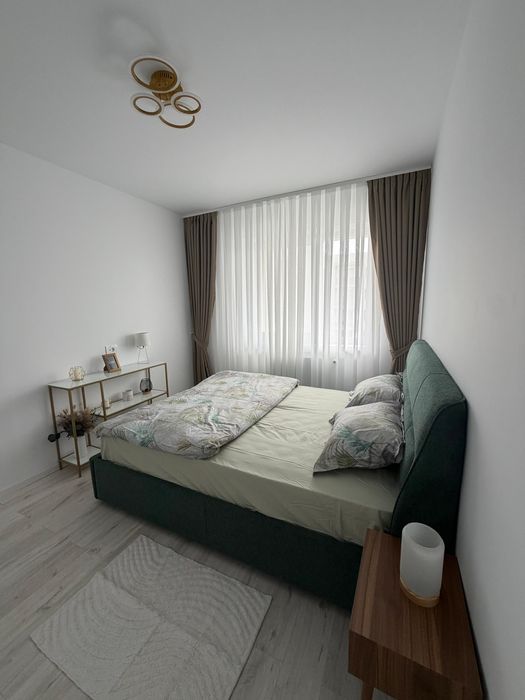 De inchiriat apartament 3 camere NOU - premium