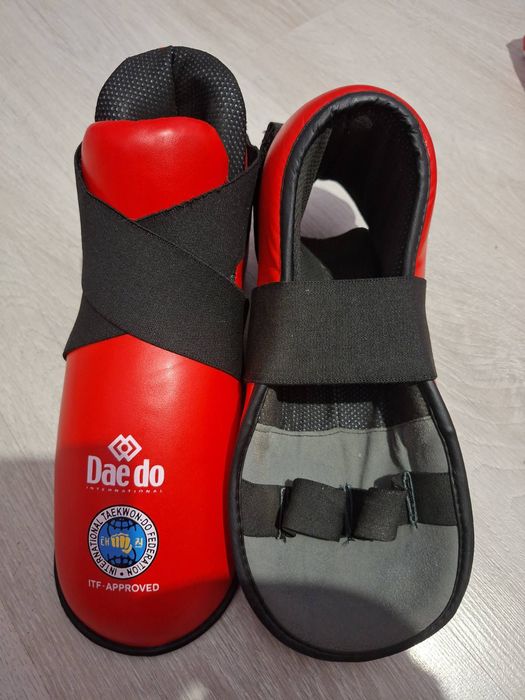 Протектори за крака Таекуон-до Dae do ITF