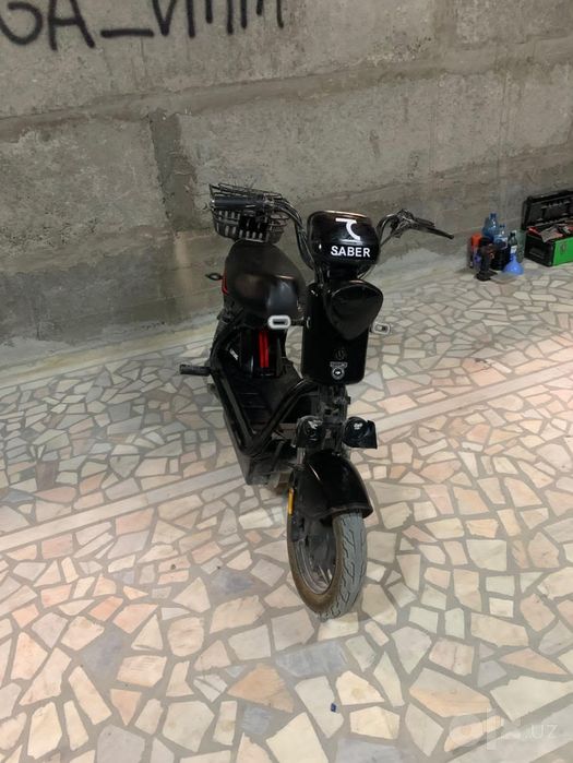 Moto sotiladi skuter Elektro velo