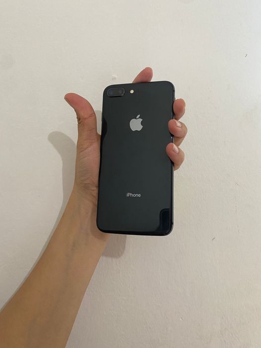 Айфон 8 plus 64гб