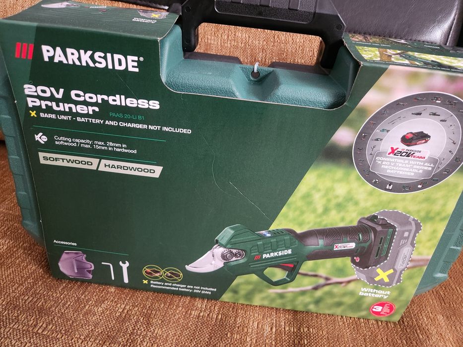 Foarfecă Parkside cu acumulator 20 v SIGILATĂ
