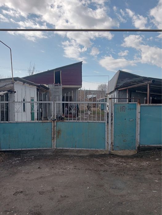 5 бөлмелі үй сатылады, 13 сотык